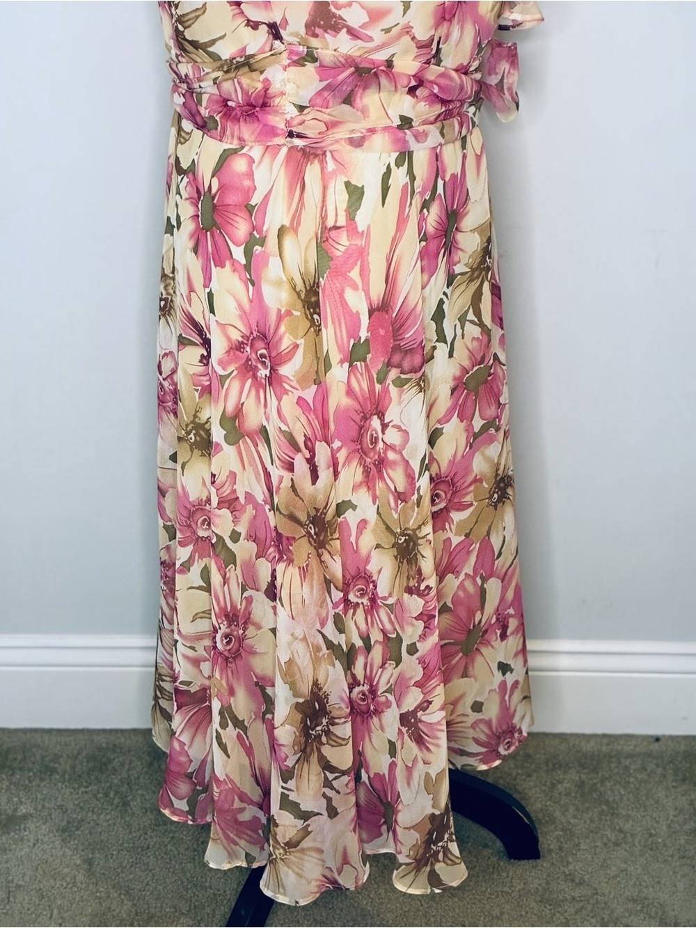 karin stevens Pink and Cream Floral Chiffon Lined Wrap Midi Dress - Picture 8 of 15